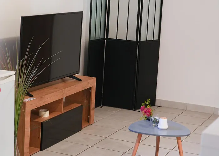 Apartmán Cosy Cocon - Parking Et Wifi Gratuit - Proche Luxembourg - Ideal Professionnel Ou Couple - Speciale